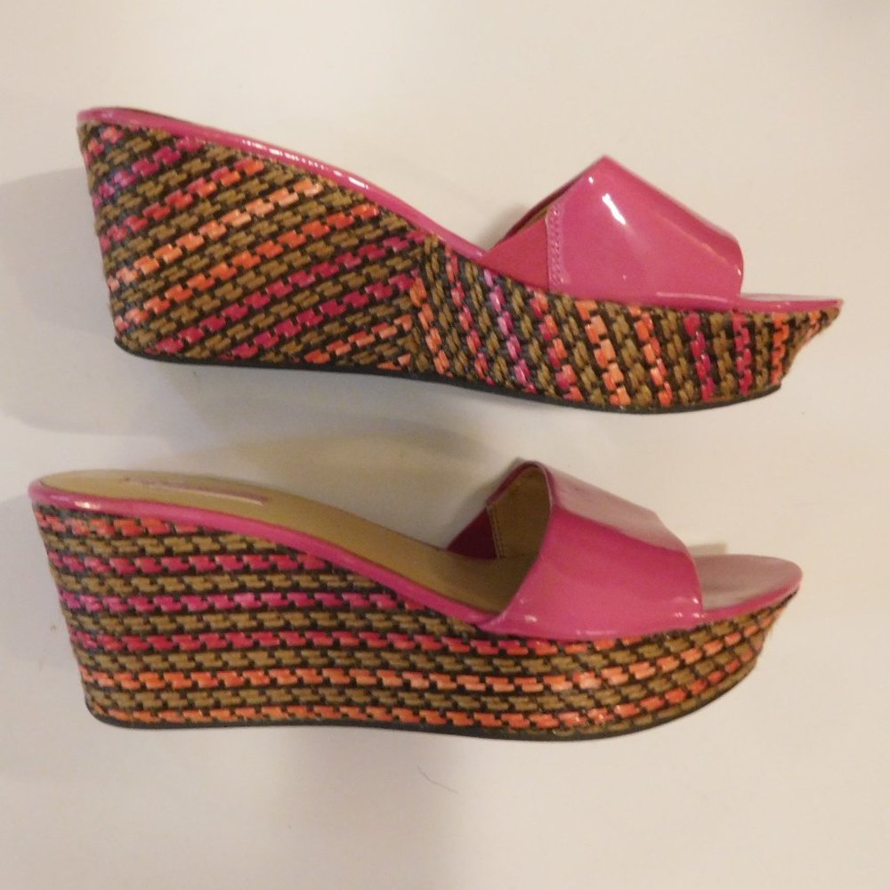 Nine West Women’s Arielo Espadrille Wedge Sandals in Hot Pink  --Size 8M